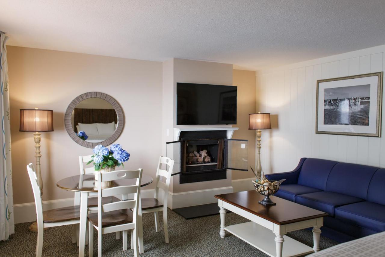 Sea Crest Beach Resort Falmouth Eksteriør billede